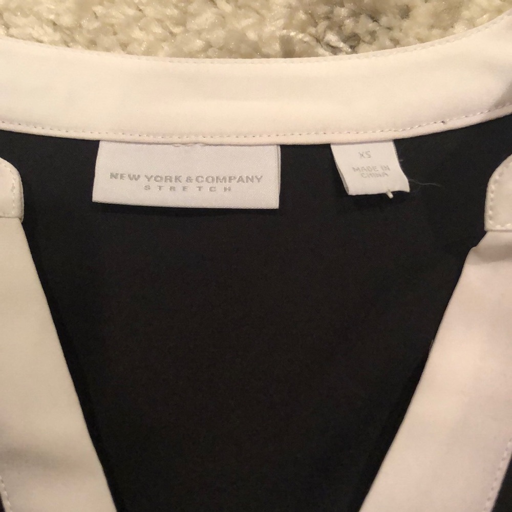 New York & Company blouse - Picture 5 of 9
